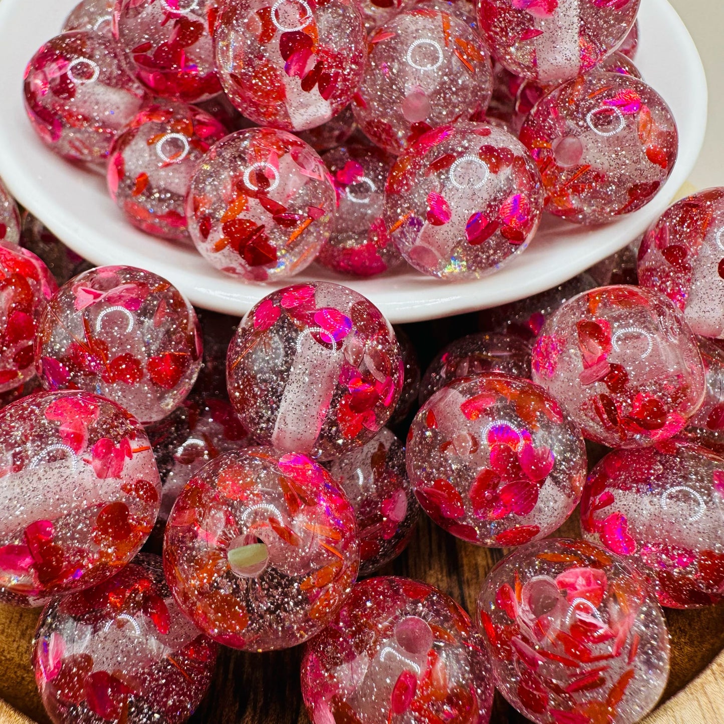 16mm Red Confetti Heart Acrylic Bead Pack