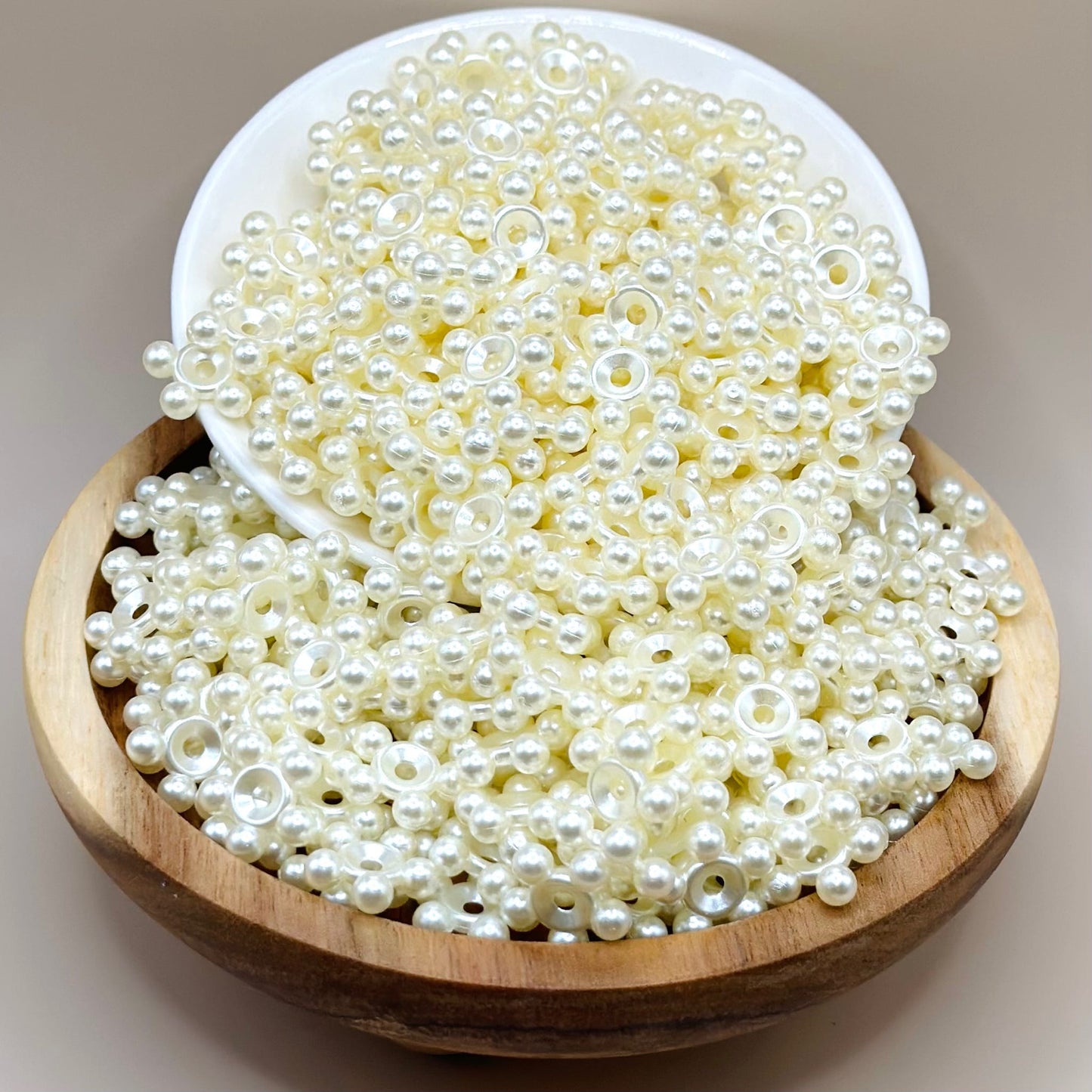 14mm Pearl Pinwheel Acrylic Spacer Pack