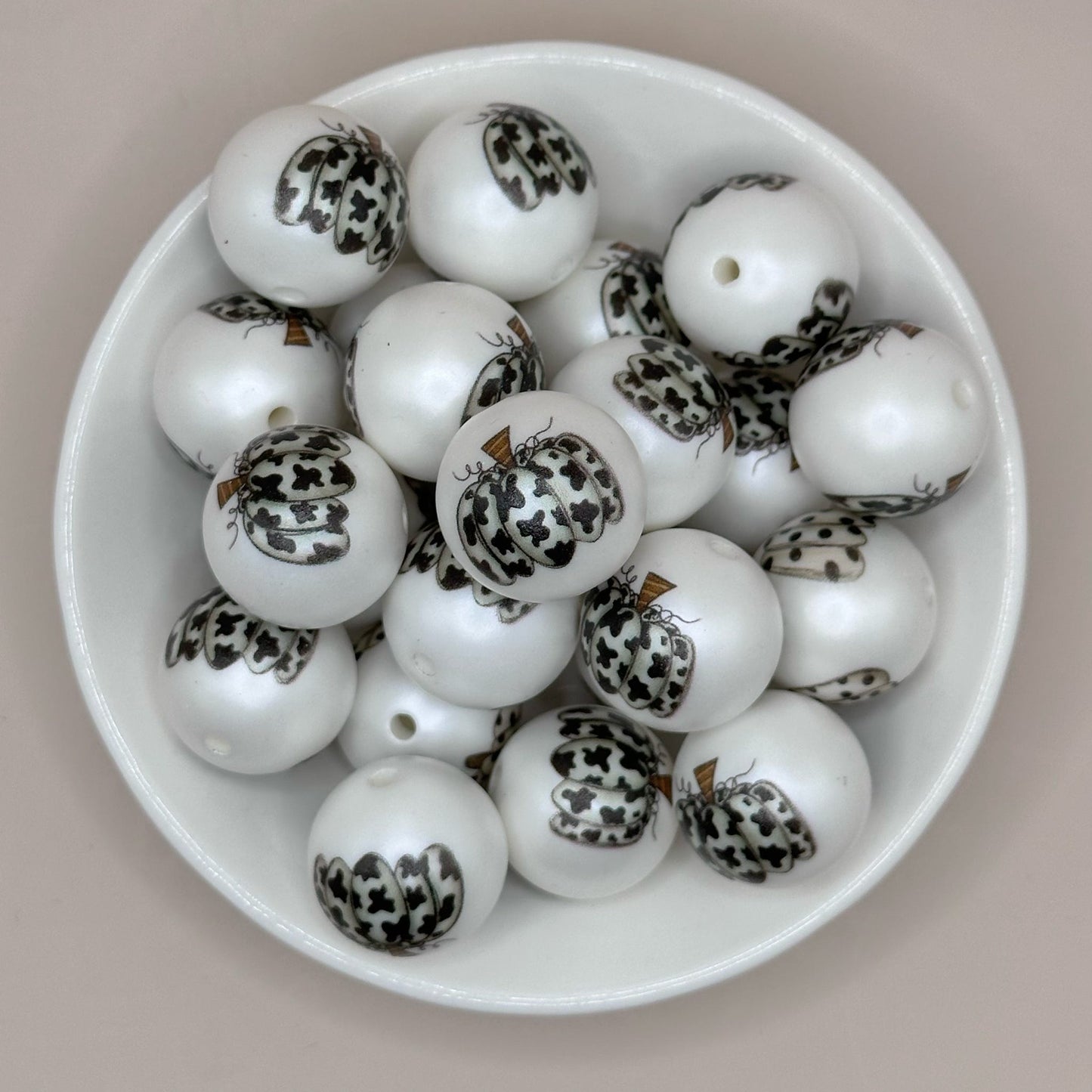 20mm Cow Pumpkin Acrylic Print Bead