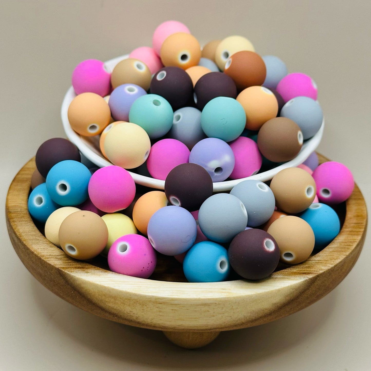 16mm Bright Matte Acrylic Bead