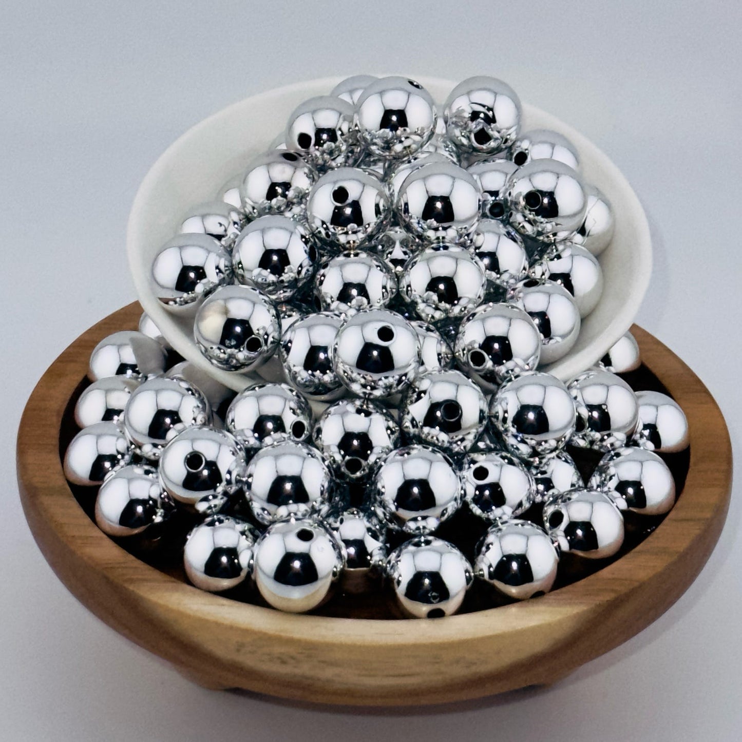 16mm Silver Acrylic Beads