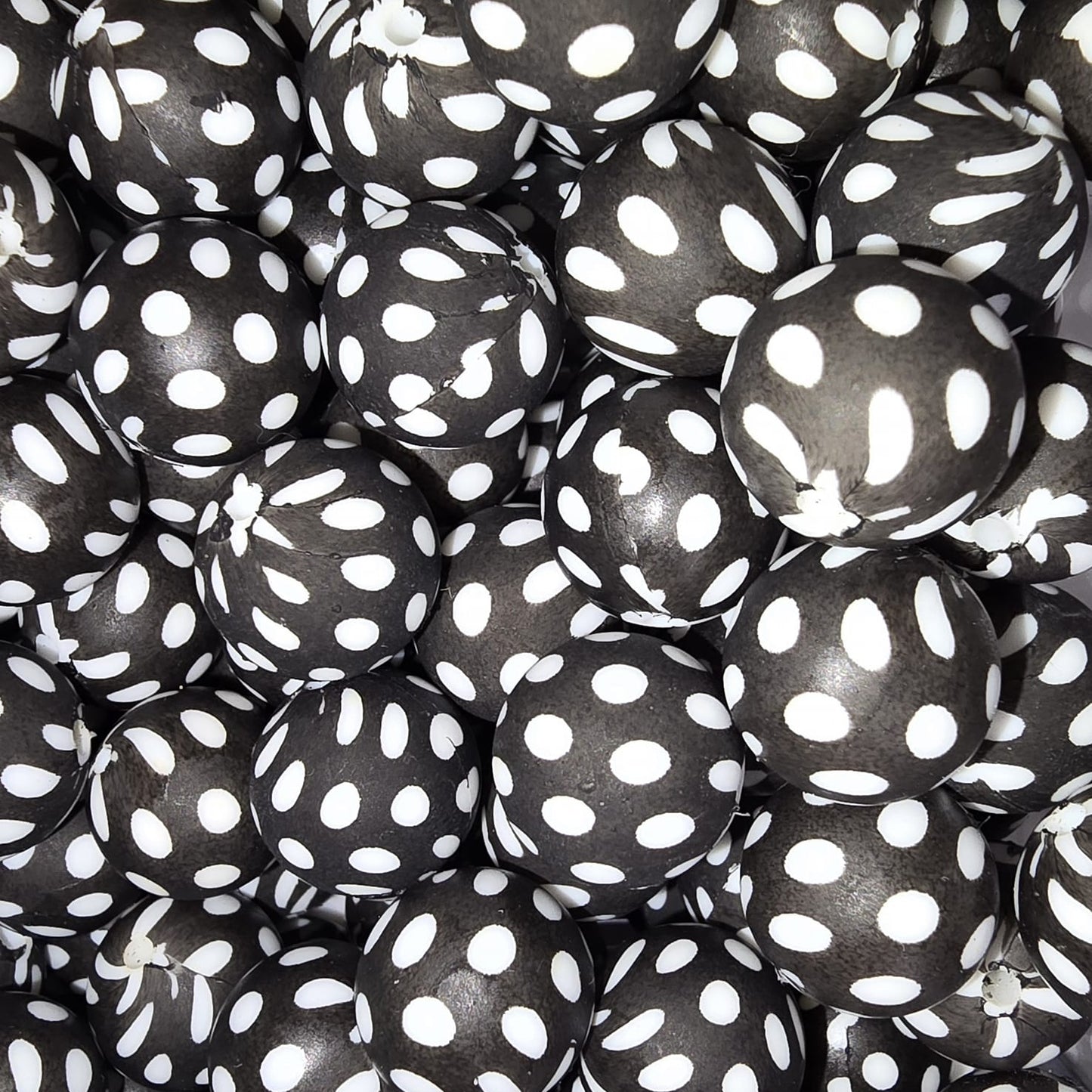 15mm Black and White Polka Dot Silicone Bead