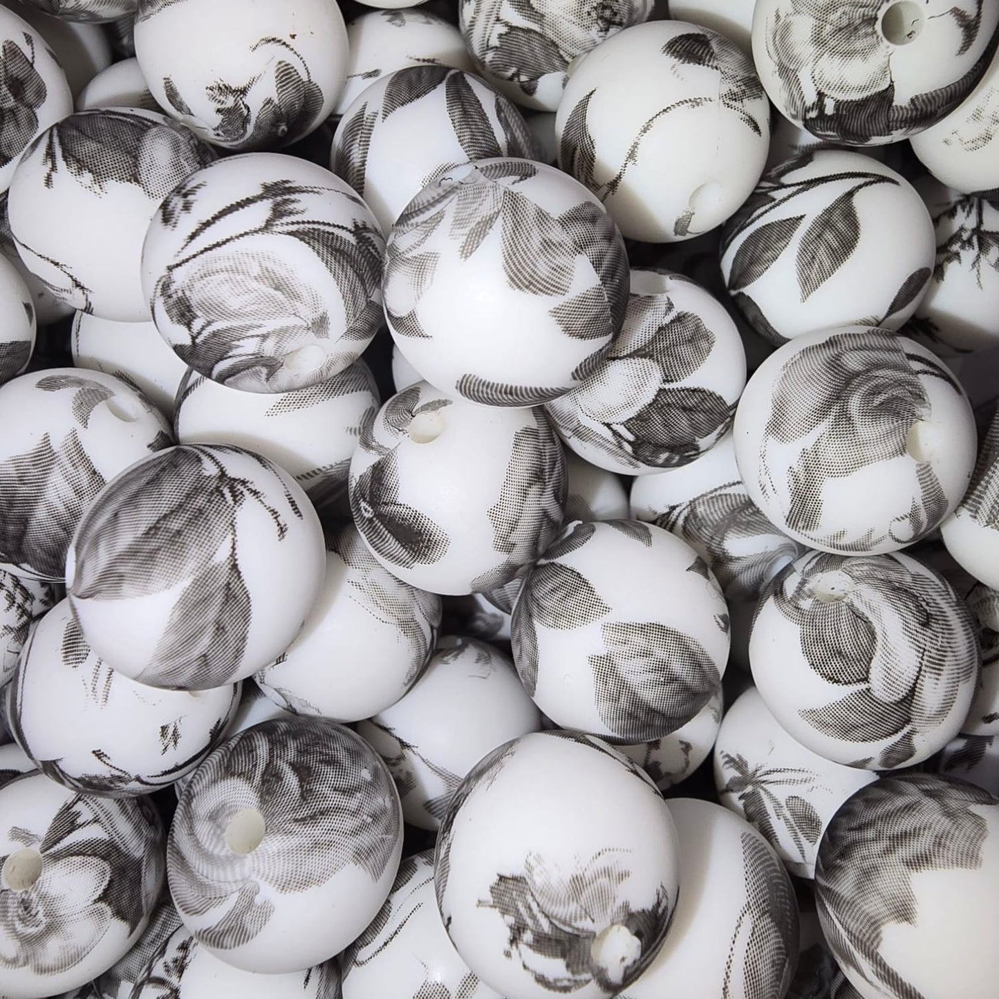 15mm Florals In Black and White Silicone Bead