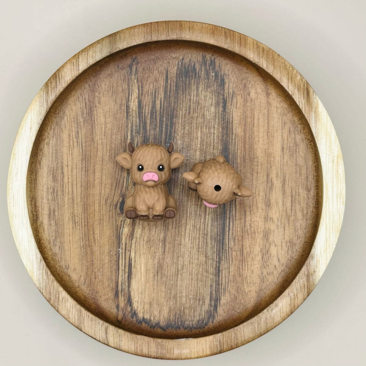 Dark Brown Highland Cow 3D Focal Bead