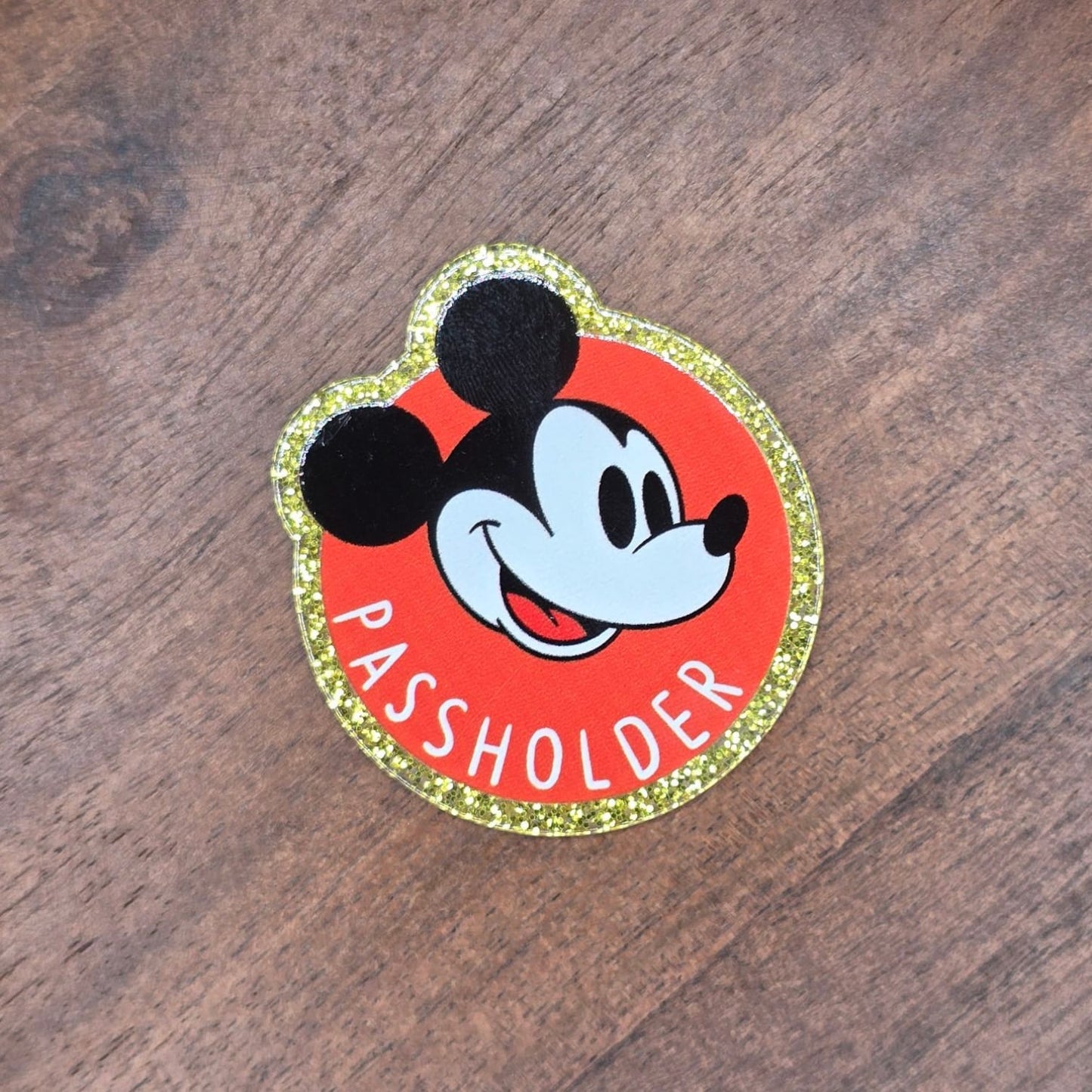 Passholder Glitter Flatback
