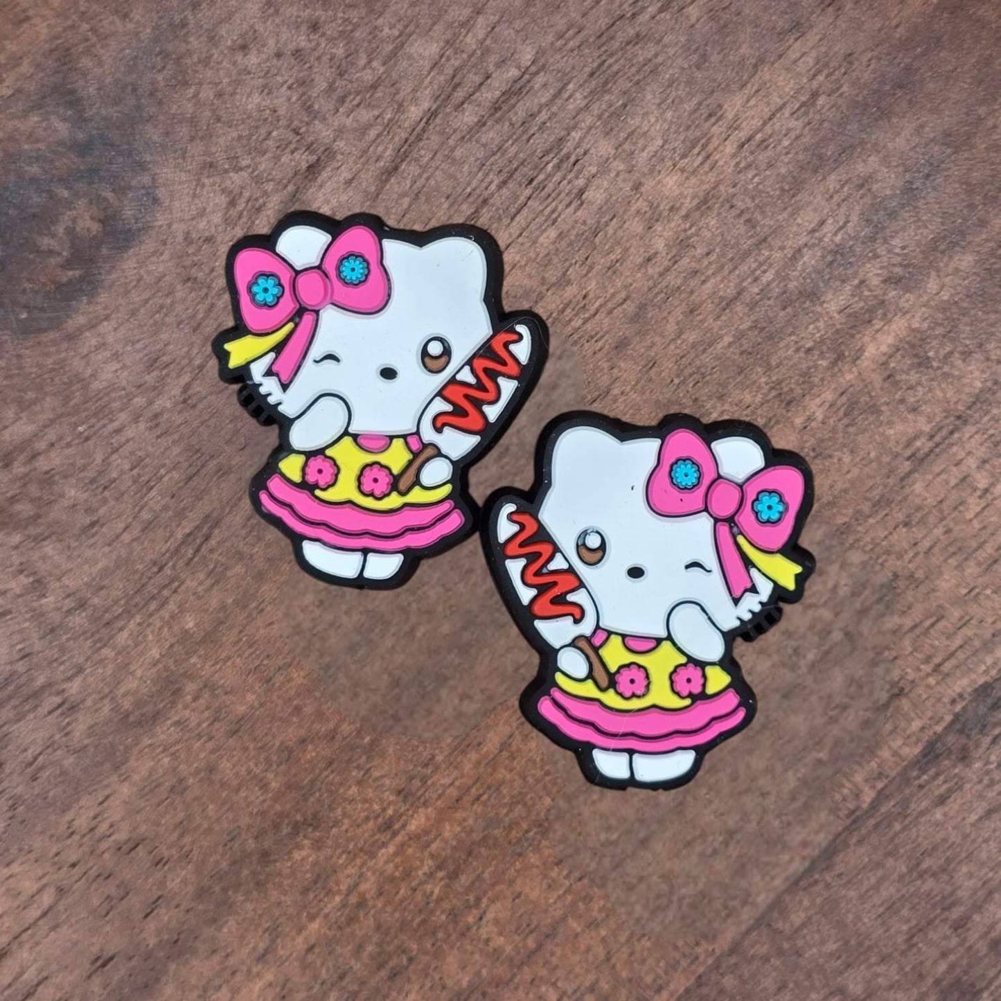 Kitty With A Hotdog Focal Bead