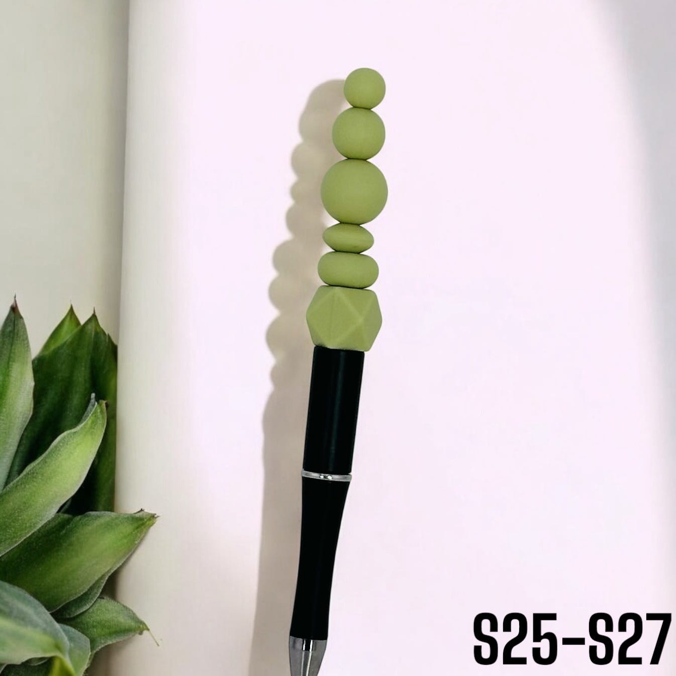 Pistachio Solid Silicone Bead