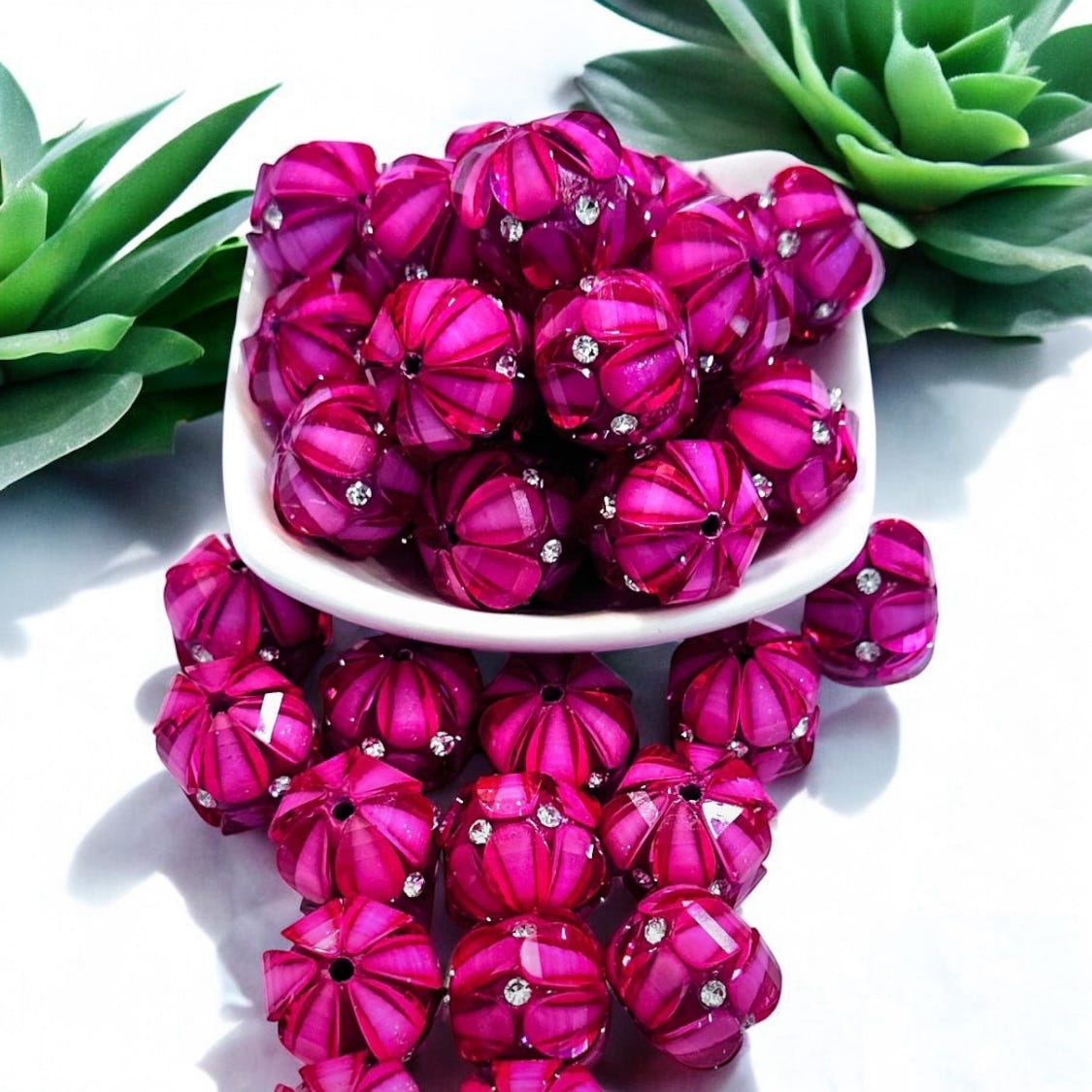 16mm Fuschia Fancy Bead