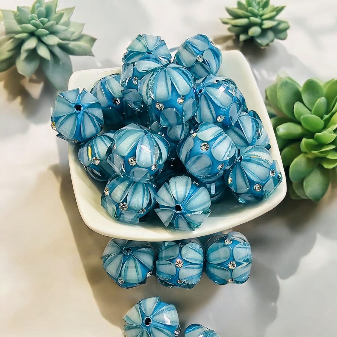 16mm Aqua Fancy Bead