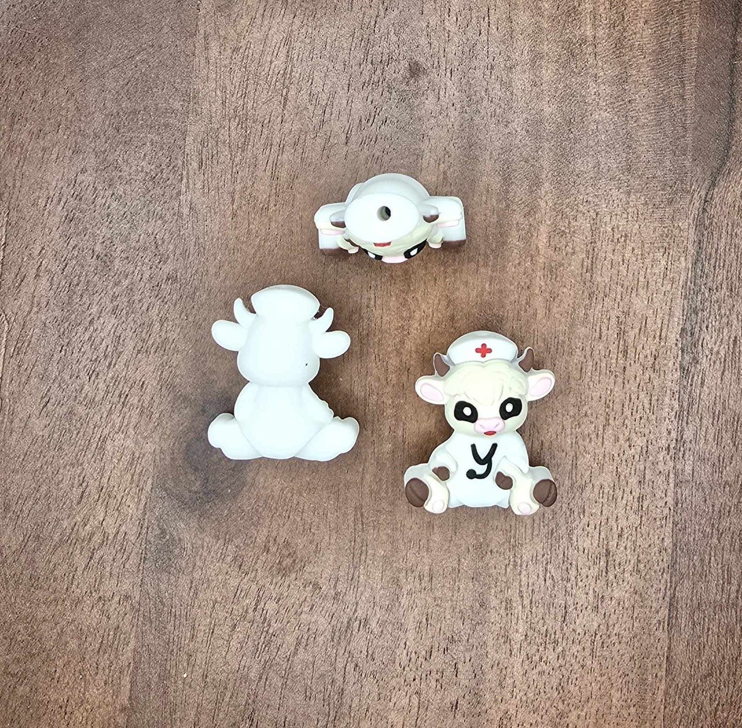 3D Nurse Cow Focal Bead