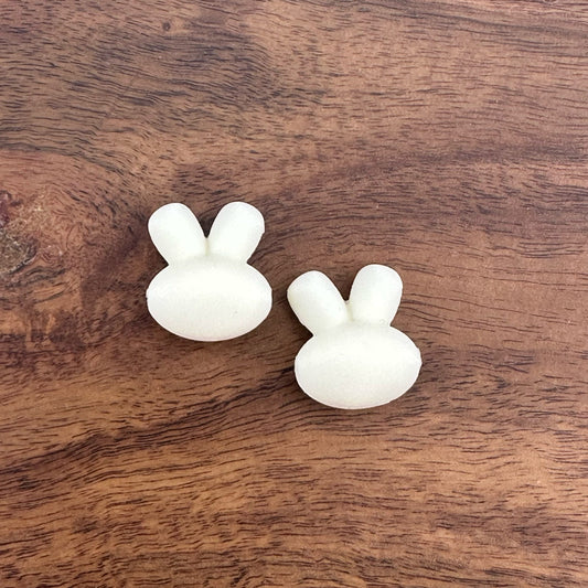 White Bunny Head Focal Bead