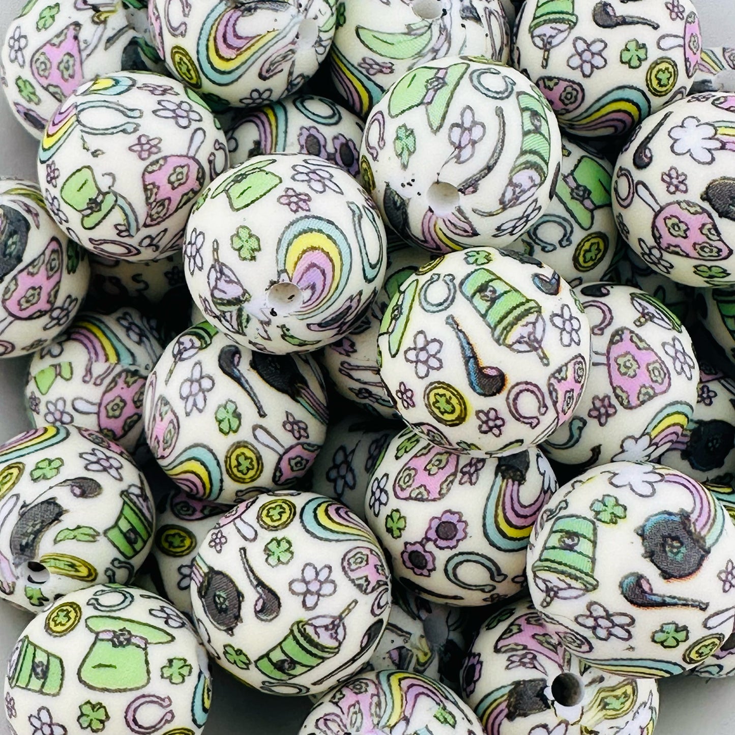 15mm Retro Lucky Charm Silicone Bead