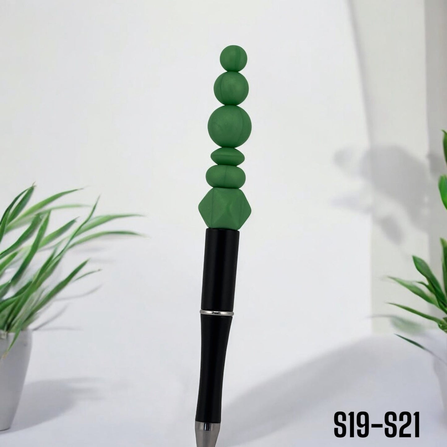 Shamrock Grove Solid Silicone Bead
