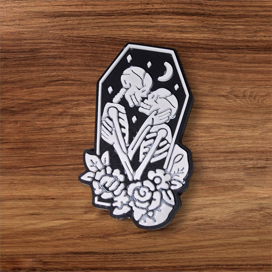 Lover Skeletons Focal