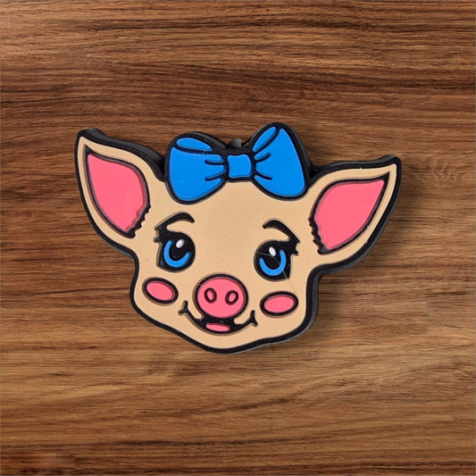 Preppy Pig Focal