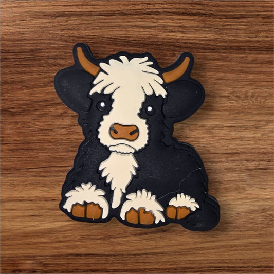 Black and Cream Highland Cow Focal